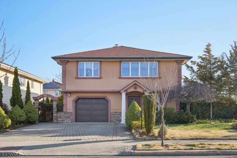 Property Photo: 2 Ivy Ln NJ 07057