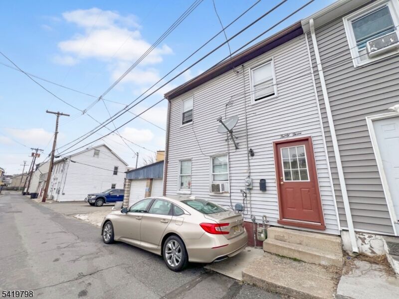 Property Photo: 33 Cedar Aly NJ 08865