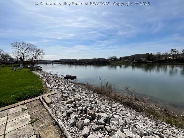 Property Photo:  1330 Valentines Circle  WV 25143 