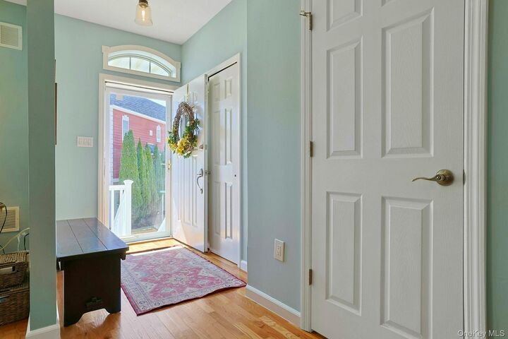 Property Photo:  44 Alexander Court  NY 10954 