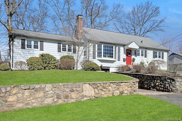 Property Photo:  4 Ward Street  NY 10901 