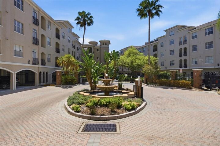 Property Photo:  501 Knights Run Avenue 1320  FL 33602 