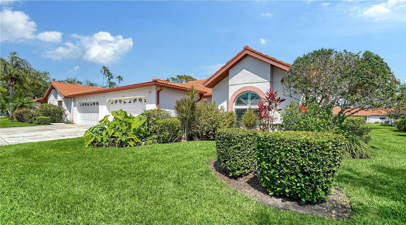 Property Photo:  4131 Salernes Avenue 3051  FL 34233 