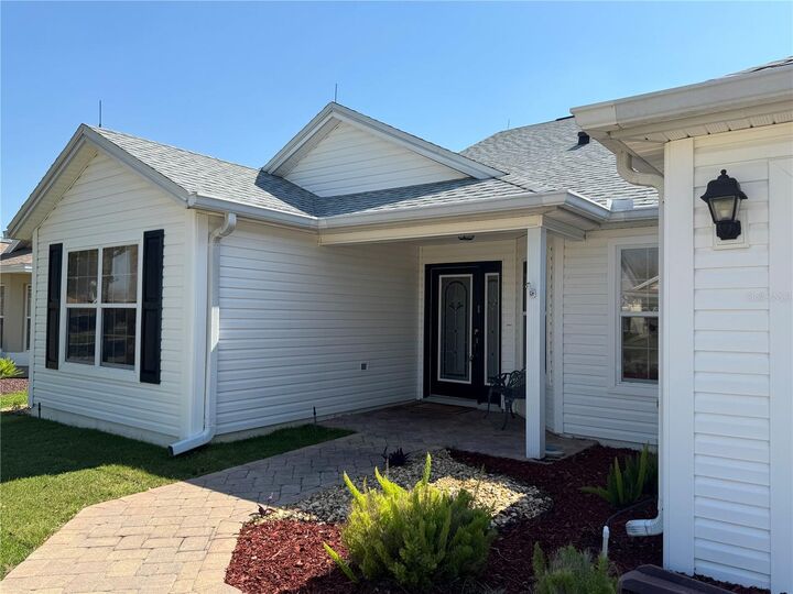 Property Photo: 9100 SE 170th Fontaine Street FL 32162