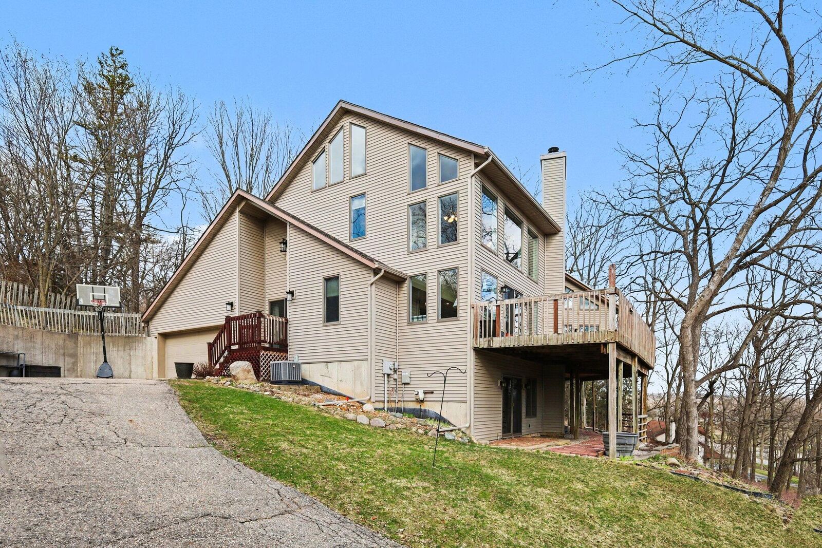 Property Photo:  1751 Gee Drive SE  MI 49331 