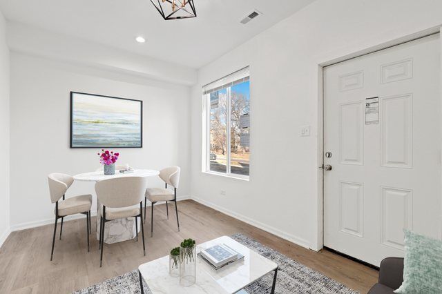 Property Photo:  40 W Main Street  IL 60411 