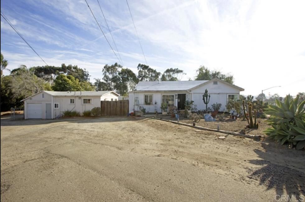 Property Photo: 2245 Ivy Road CA 92054