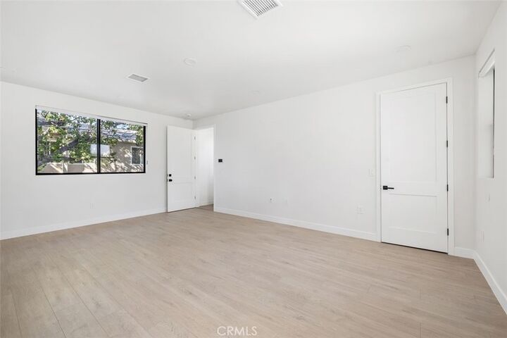 Property Photo:  5061 Cartwright  CA 91601 