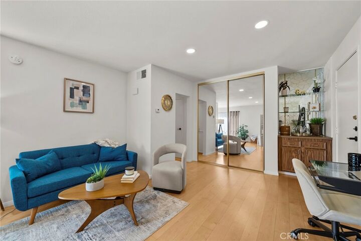 Property Photo: 1735 Fuller 425 CA 90046