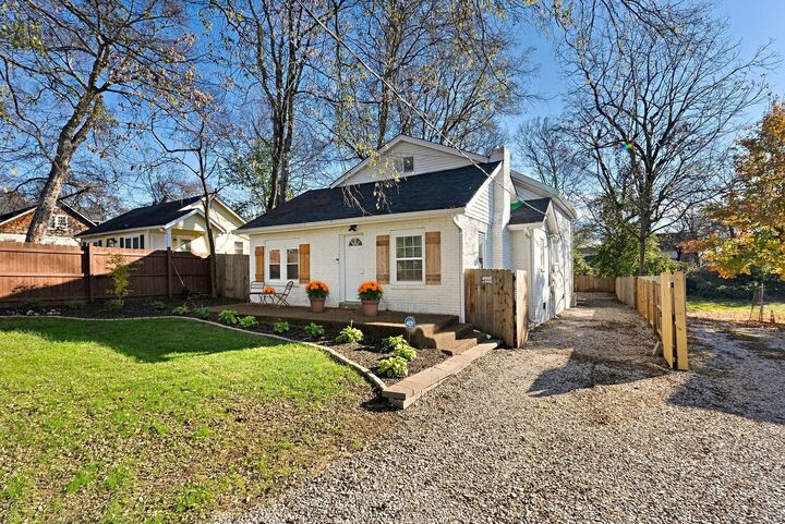 Property Photo:  302 Dupont Ave  TN 37115 