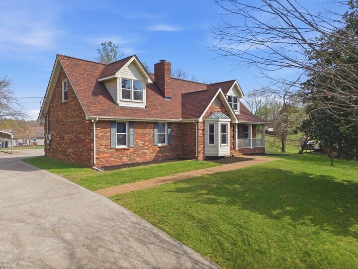 Property Photo:  721 Clayton Dr  TN 37040 