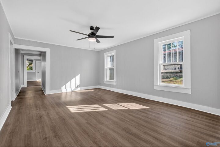 Property Photo: 809 Sanders Avenue NE AL 35967