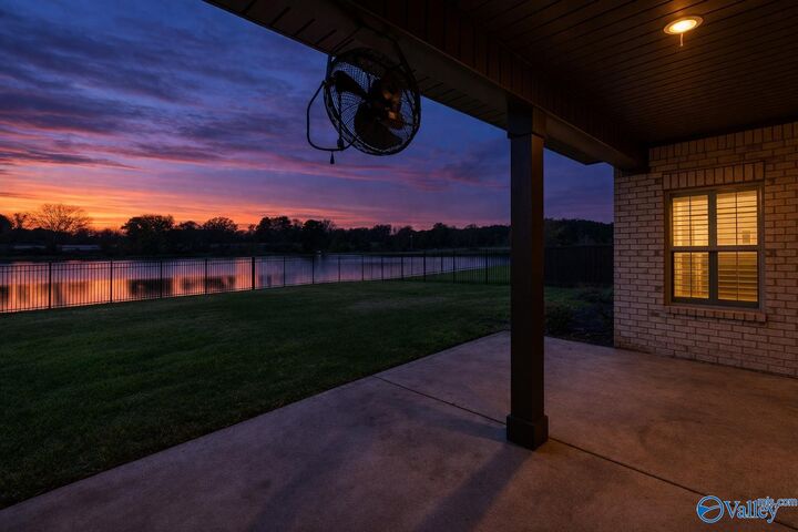 Property Photo:  218 Jubilee Circle  AL 35803 