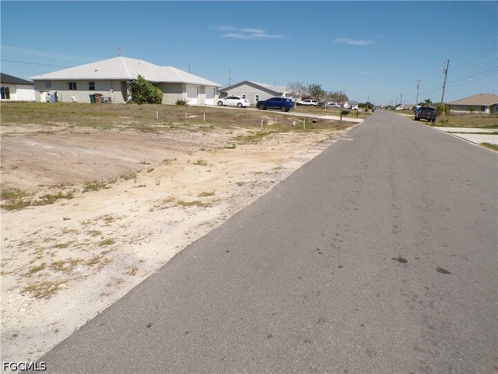 Property Photo:  825 NE 15th Lane  FL 33909 