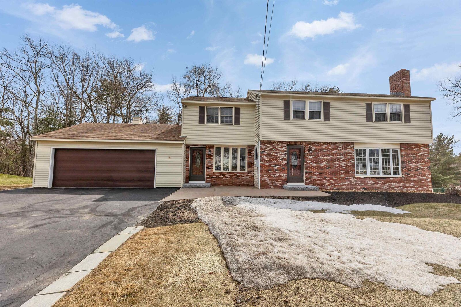 Property Photo:  22 Taschereau Boulevard  NH 03062 