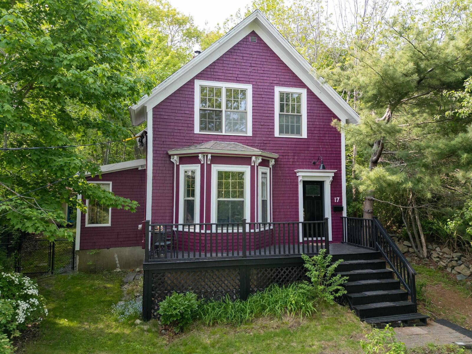 Property Photo:  17 Pleasant Street  NS B4A 1W8 
