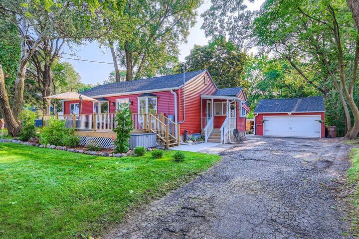 Property Photo: 1387 Hadley Avenue N MN 55128