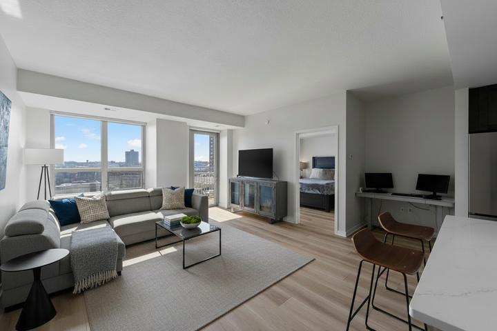Property Photo: 929 Portland Avenue 811 MN 55404