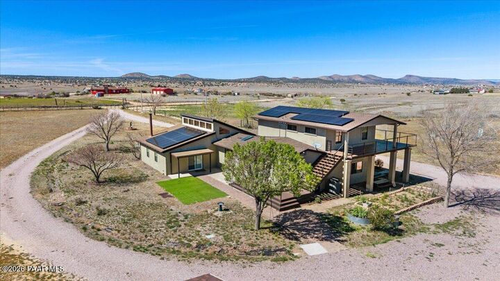 Property Photo:  1445 S Table Mountain Road  AZ 86323 
