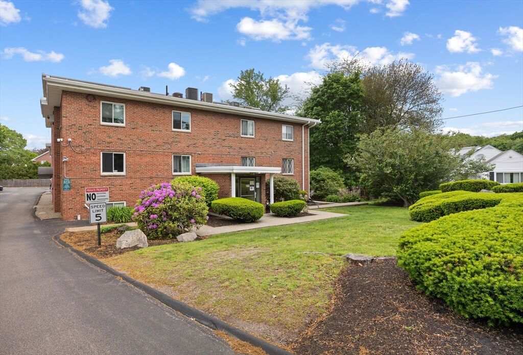 Property Photo:  211 West St. 12B  MA 02169 