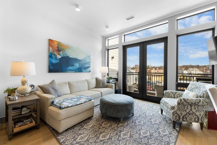 Property Photo:  101 N Beacon St 303  MA 02472 