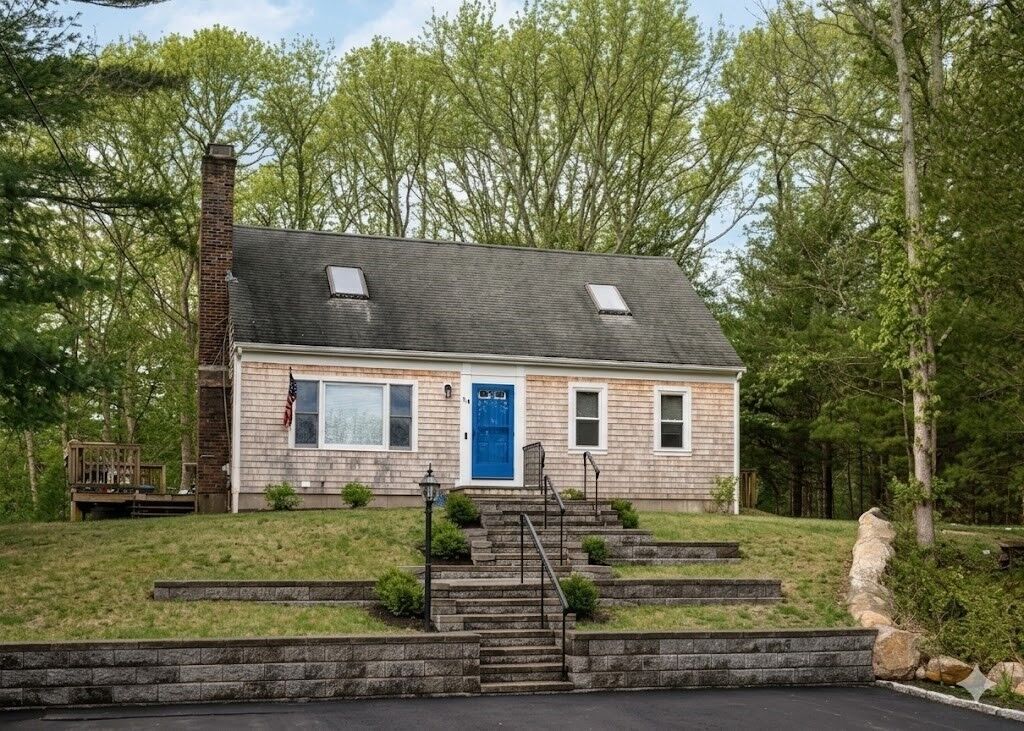 Property Photo:  119 Brigantine Dr  MA 02536 