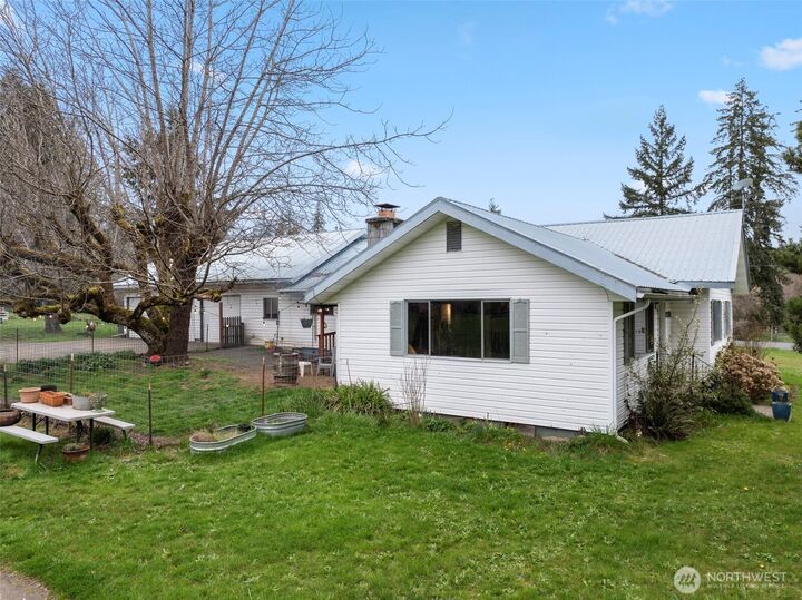 Property Photo:  251  Chandler Road  WA 98532 