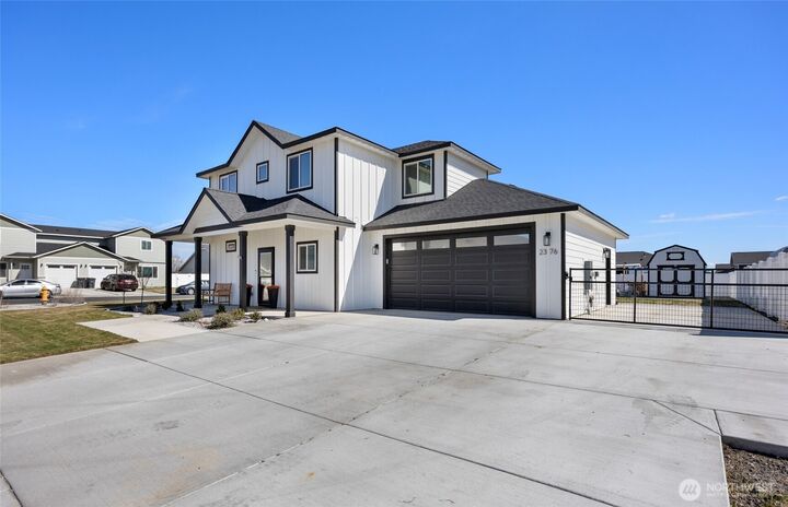 Property Photo: 2376 Chelan Street WA 98823