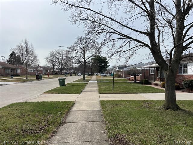 Property Photo:  15444 Mulberry Street  MI 48195 