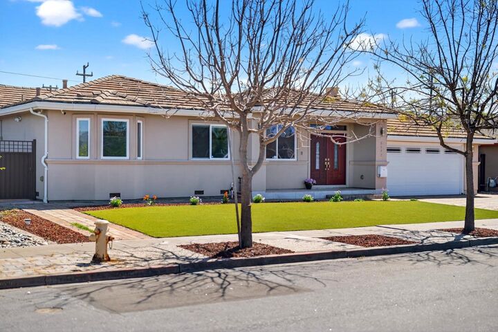 Property Photo:  5172 Selma Avenue  CA 94536 