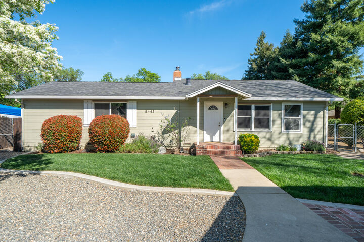 Property Photo: 5443 Rosswood Street CA 96001