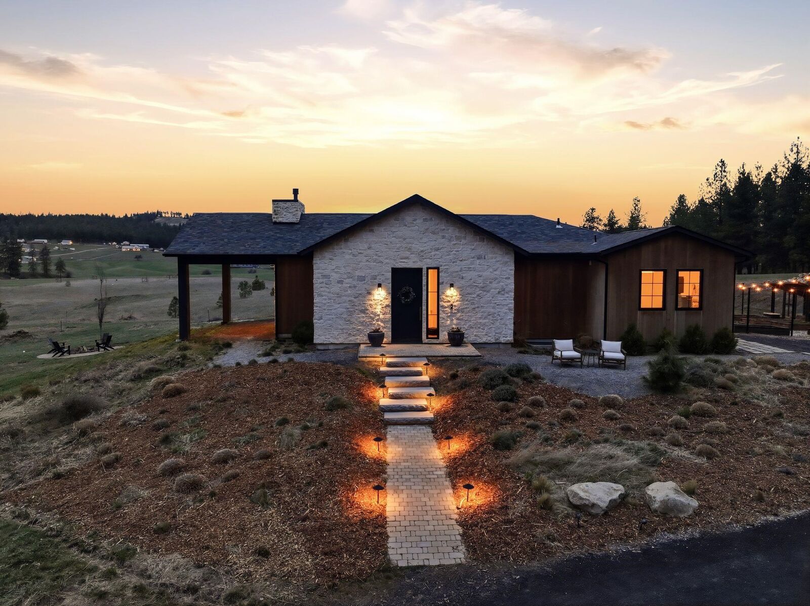 Property Photo:  1514 W Ballard Rd  WA 99208 