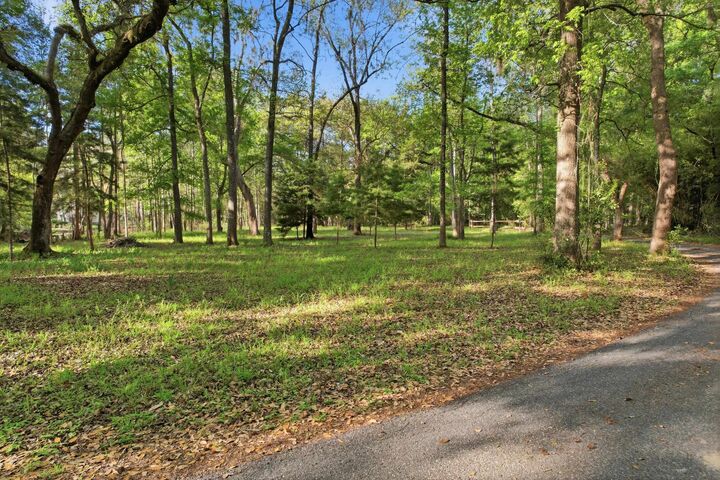 Property Photo: Xx Moorhen Circle FL 32312