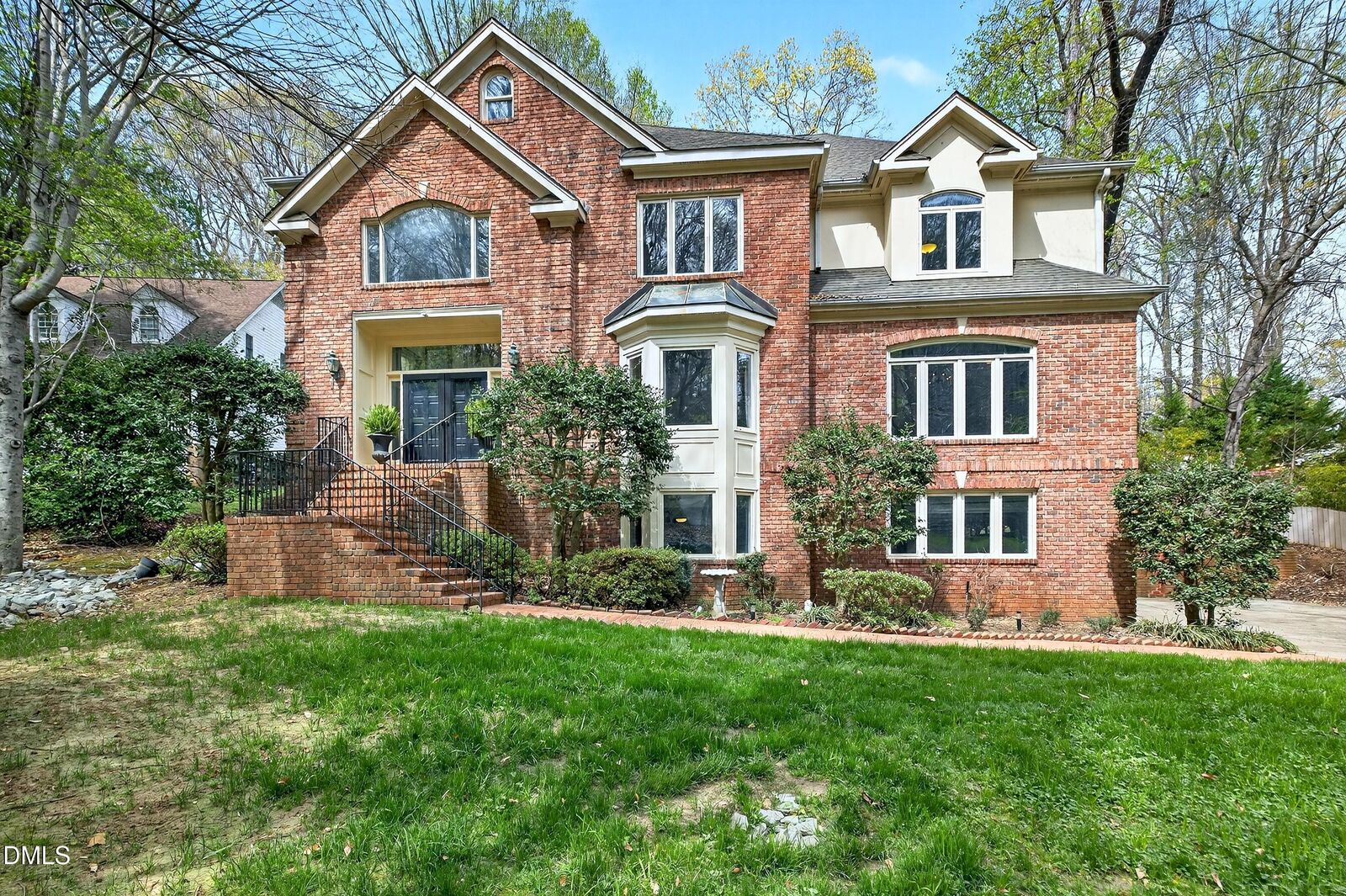 Property Photo:  106 Birkhaven Drive  NC 27518 