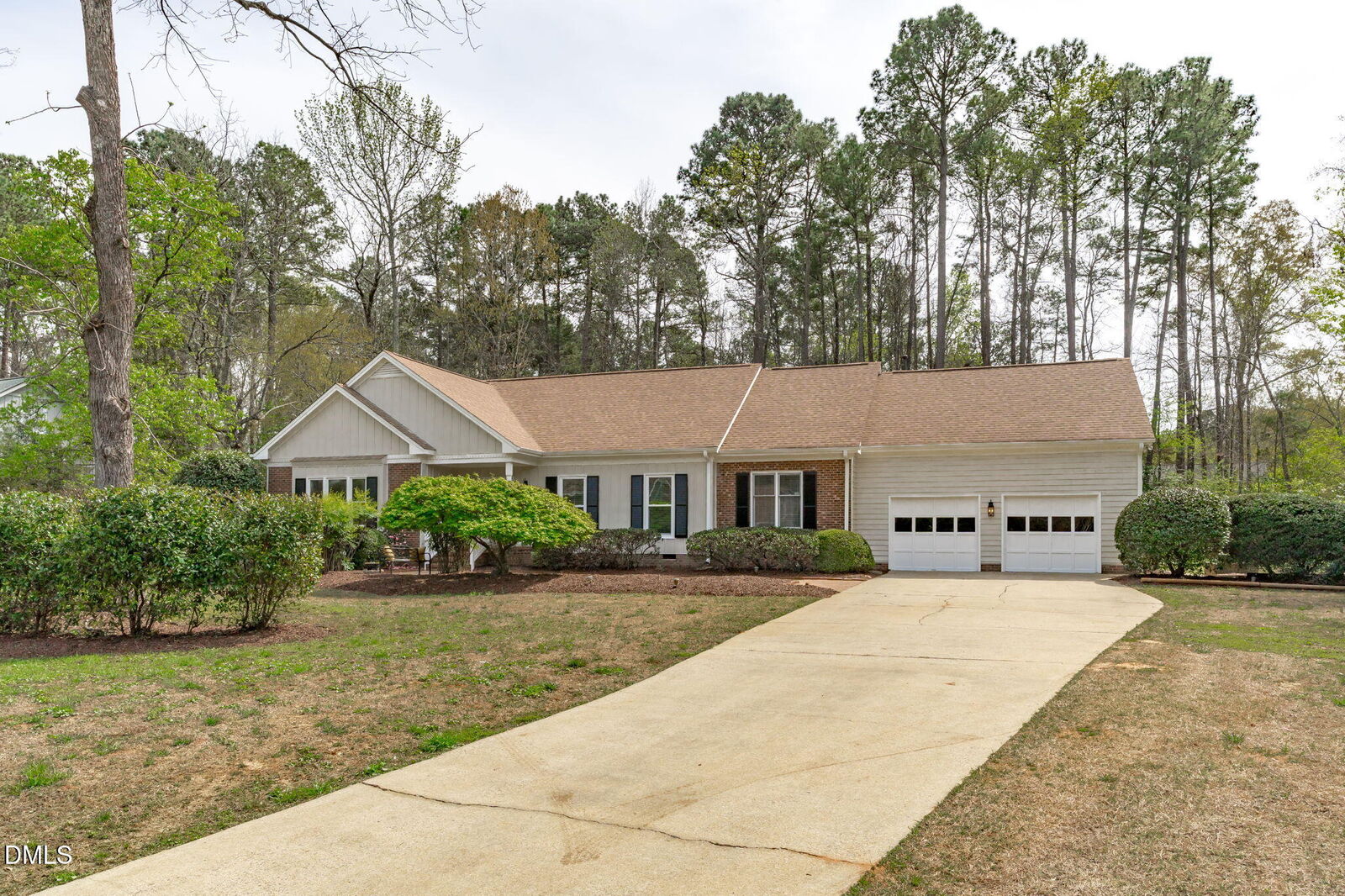 Property Photo:  100 Planters Wood Lane  NC 27518 