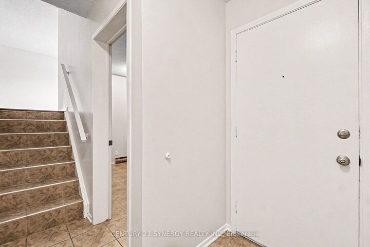 Property Photo:  776 St Jean Street 10  ON K0A 1M0 