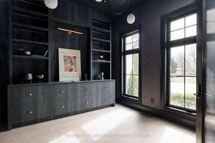 Photo de la propriété:  517 Stafford Drive  ON L6L 4M4 