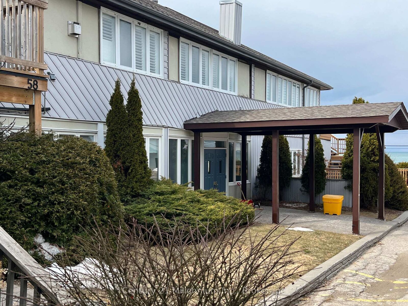 Property Photo:  209472 Highway 26 Highway 25  ON L9Y 0V3 