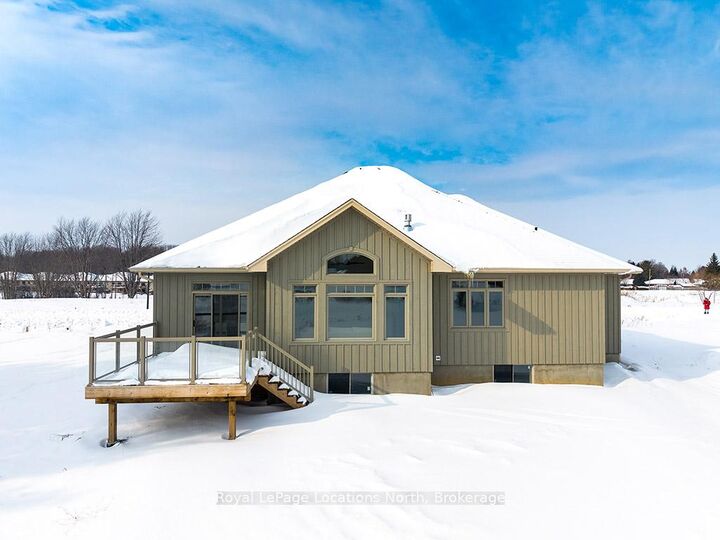 Property Photo: 16 Hilton Lane 27 ON N4L 1L8