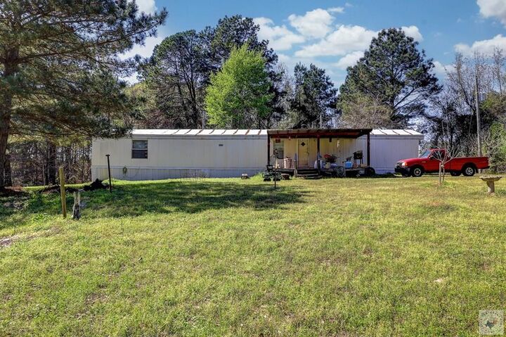 Property Photo:  40 Private Road 1011  AR 71854 