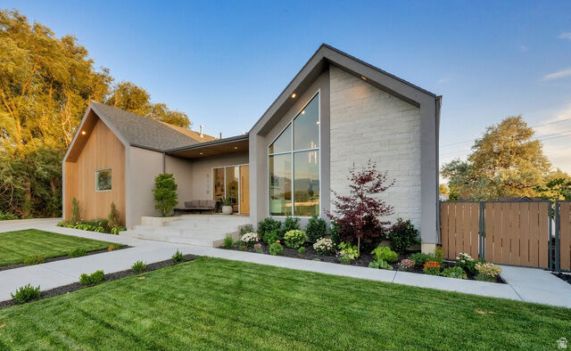 Property Photo:  813 W Charlotte St  UT 84043 