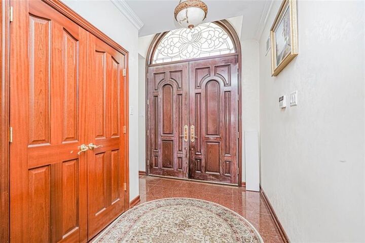 Property Photo:  105 Kensington Street  NY 11235 