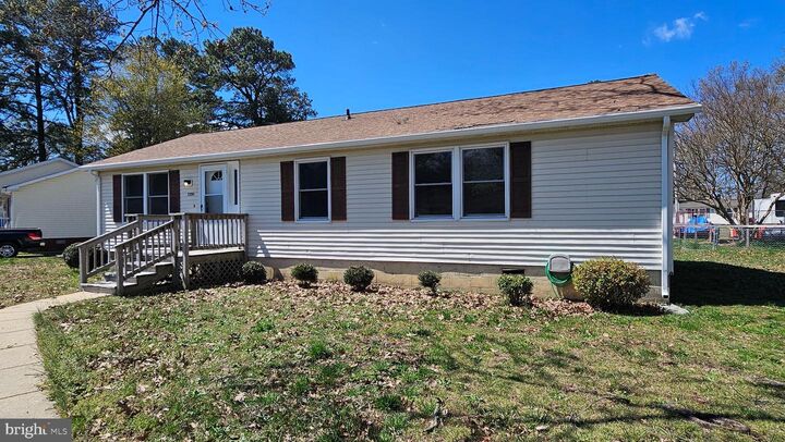 Property Photo:  22281 Nomoni Street  MD 20650 