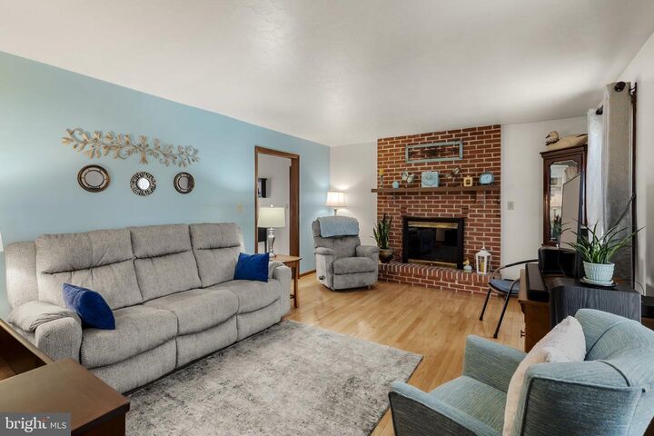 Property Photo:  24 Edie Drive  PA 17517 