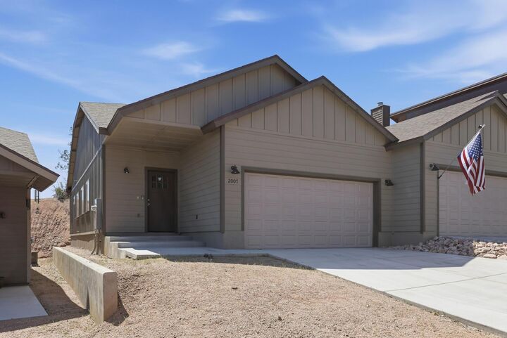 Property Photo:  2007 E Thunder Mountain  AZ 85541 