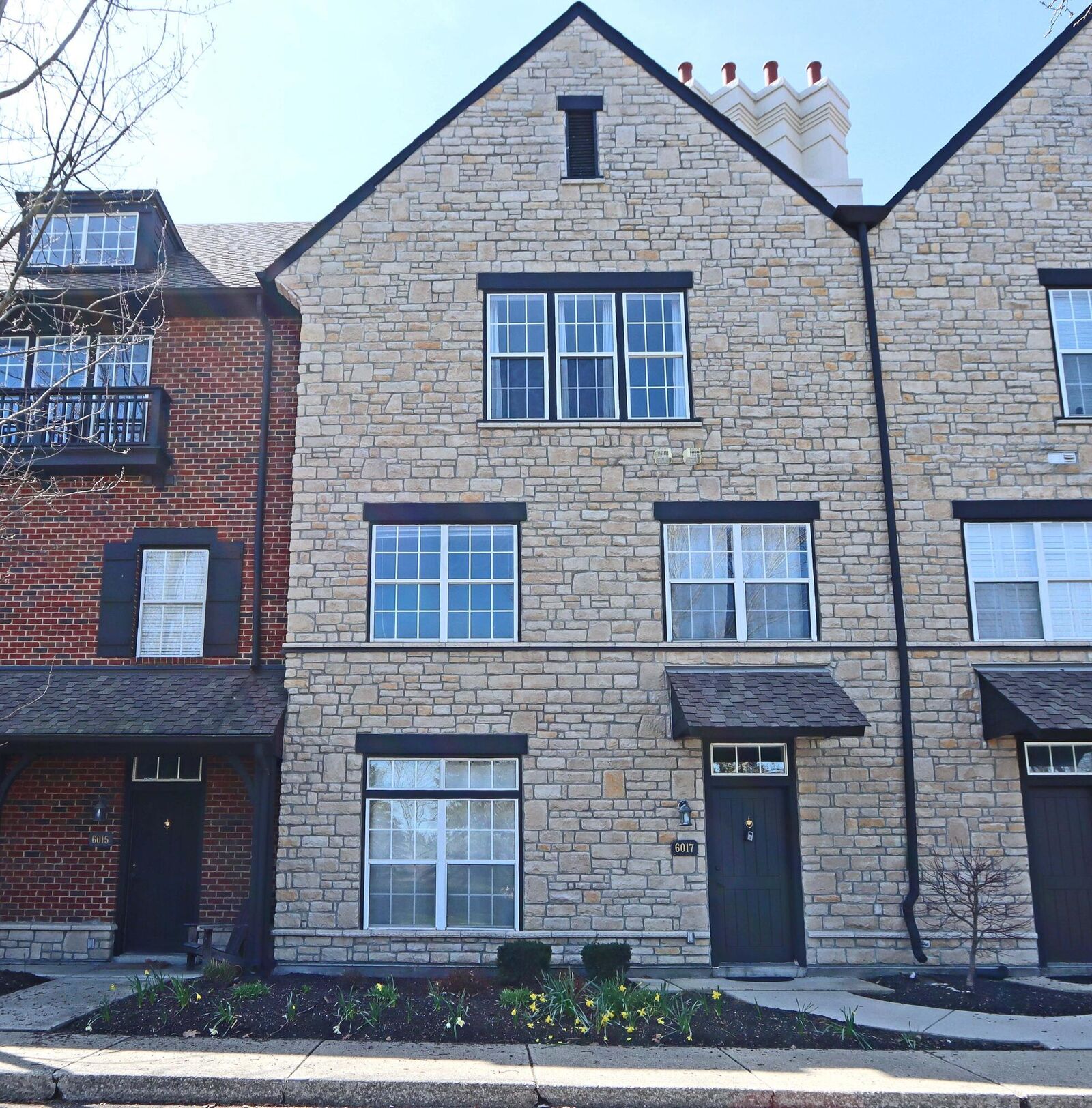 Property Photo: 6017 Craughwell Lane OH 43017