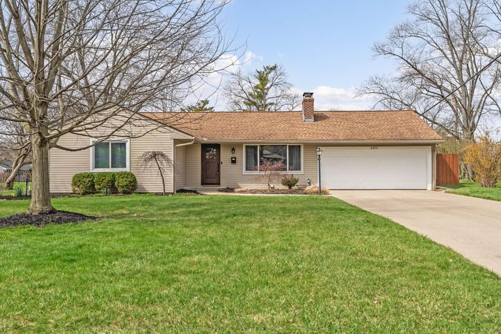 Property Photo:  3275 Colchester Road  OH 43221 