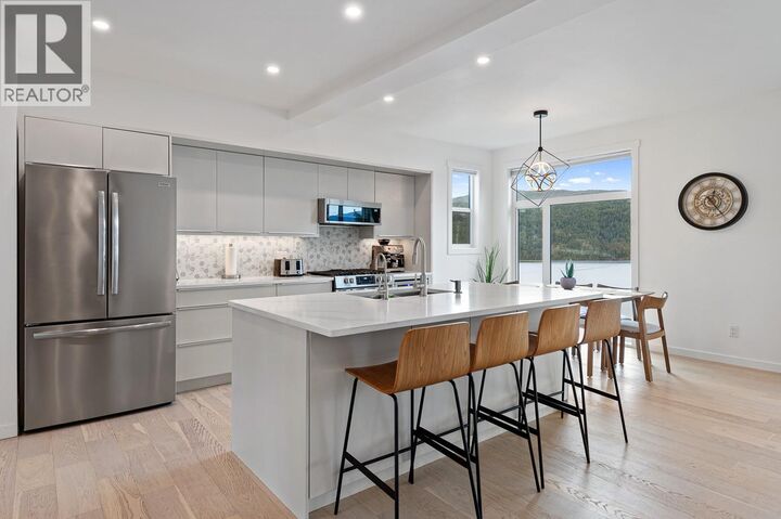 Property Photo:  40 Kestrel Place 12  BC V1H 1S6 