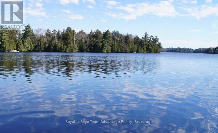 25 Peninsula Shore Road East — photo 1