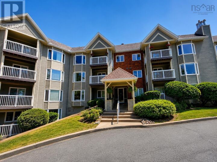 12 Spinnaker Drive 104 — photo 1